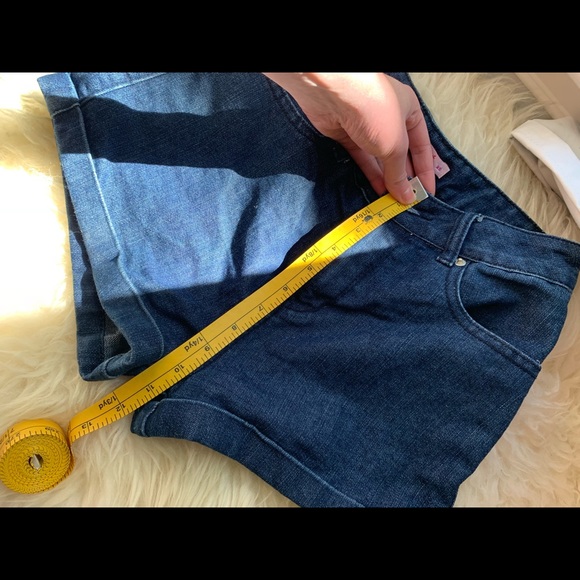 Supré High Rise Shorts - Picture 3 of 3